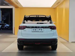 Geely Binyue 2021 blanc vu de l'arrière — véhicule importé de Chine par Chine Direct Auto