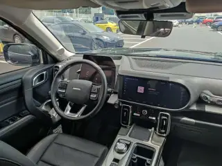 Haval Big Dog 2024 noir poste de conduite — véhicule importé de Chine par Chine Direct Auto