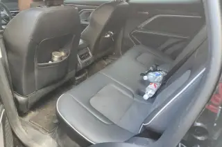 Haval H6 2023 noir banquette arrière — véhicule importé de Chine par Chine Direct Auto