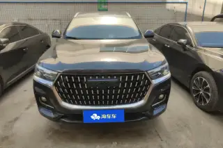 Haval H6 2023 noir vu de face — véhicule importé de Chine par Chine Direct Auto